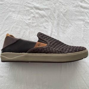 OluKai Lae‘ahi Lauhala Dark Brown Leather Woven Slip-Ons